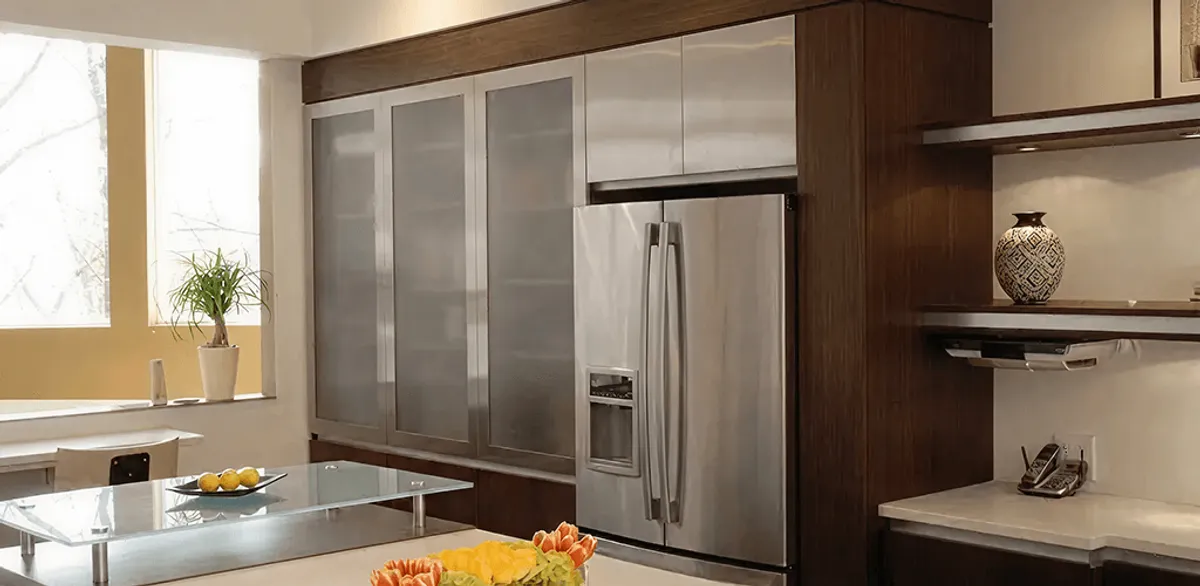 Cabinet door replacement and modern kitchen cabinet upgrade in Chattanooga, TN